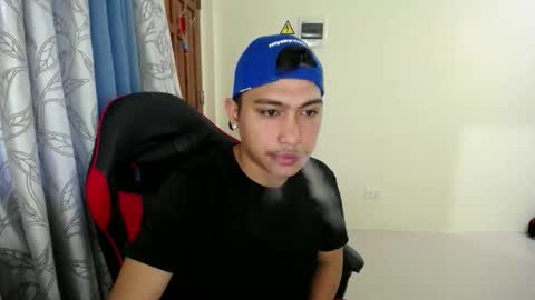 Snapshot of urcuteguy_jhonx chatting on December 14, 7:58 am Dannie online show from December 14, 7:58 am