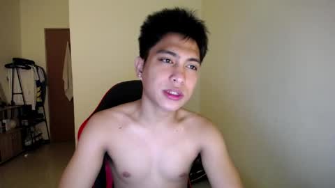 Snapshot of urcuteguy_jhonx chatting on May 19, 6:31 am Dannie online show from May 19, 6:31 am