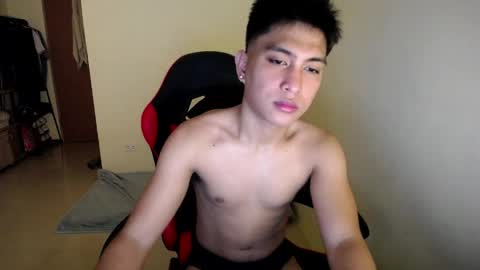 Snapshot of urcuteguy_jhonx chatting on May 21, 9:05 am Dannie online show from May 21, 9:05 am