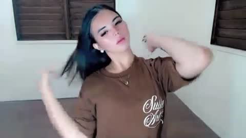 urcutie_ayah online show from October 25, 11:40 am