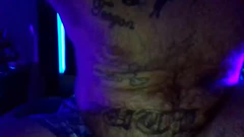 urdaddy875867 online show from May 20, 2:40 am