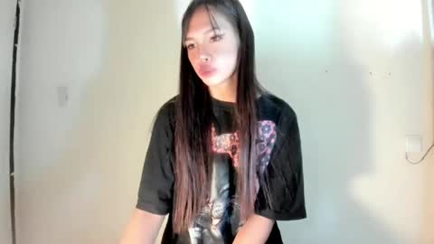 Snapshot of urdolly_rona chatting on July 14, 12:46 am Rona Ella online show from July 14, 12:46 am