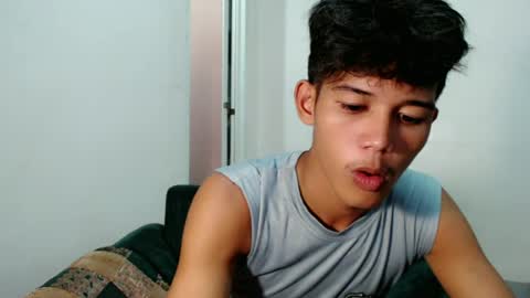 urdreamboy_clarin online show from June 18, 9:09 am