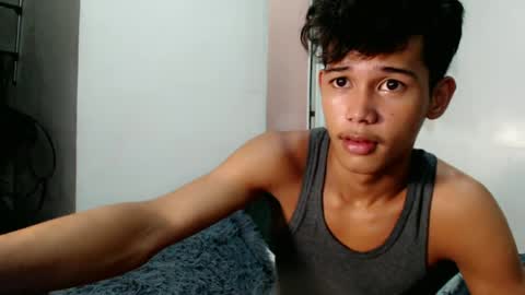 urdreamboy_clarin online show from June 19, 12:26 am