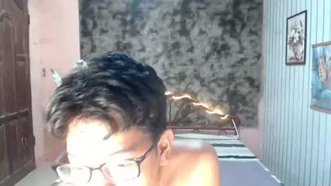urdreamboy_doms online show from July 27, 4:30 am