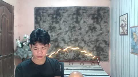 urdreamboy_doms online show from July 28, 11:17 am