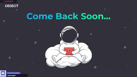 Snapshot of urdreamgiirl chatting on December 3, 9:02 pm Mia Miller online show from December 3, 9:02 pm