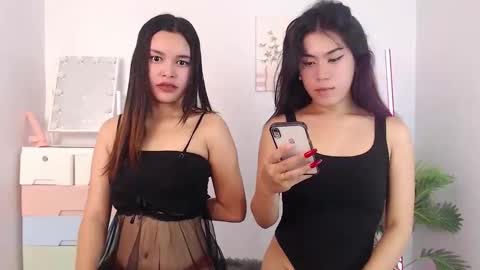 Snapshot of ure_asiancockgirl07 chatting on September 10, 1:22 pm Bretesh online show from September 10, 1:22 pm