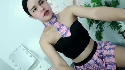 Snapshot of ure_asiancockgirl07 chatting on September 11, 9:31 am Bretesh online show from September 11, 9:31 am