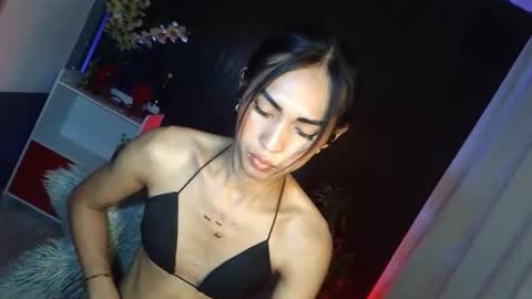 Snapshot of urfavouriteaddiction chatting on November 25, 8:53 pm Rianne online show from November 25, 8:53 pm