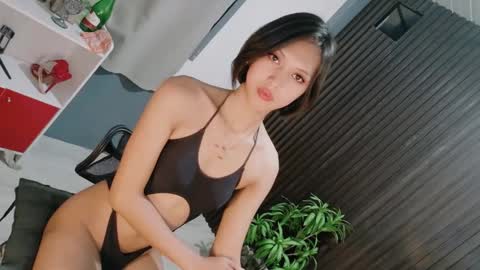 Snapshot of urfavouriteaddiction chatting on February 21, 6:31 pm Rianne online show from February 21, 6:31 pm