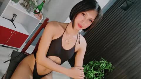 Snapshot of urfavouriteaddiction chatting on February 24, 9:02 pm Rianne online show from February 24, 9:02 pm