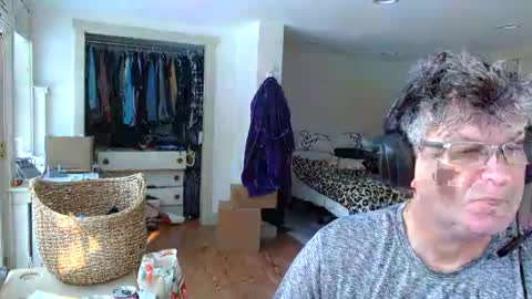 Gregor online show from December 6, 3:00 pm