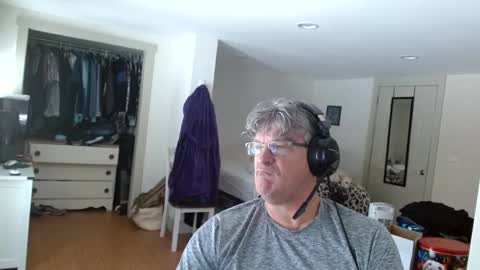 Gregor online show from March 3, 5:29 pm