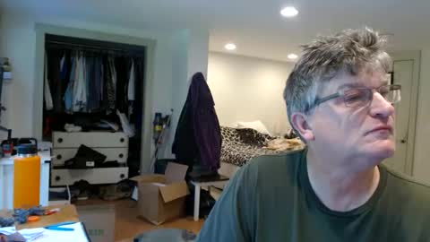 Gregor online show from September 10, 2:06 pm