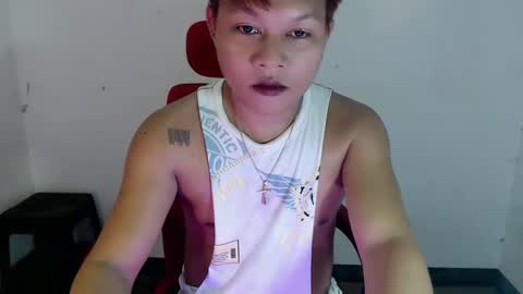 Snapshot of urfeet_jest chatting on June 3, 8:06 am jess online show from June 3, 8:06 am