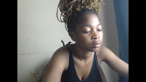 Snapshot of urflirtydoll chatting on January 22, 6:31 am urflirtydoll online show from January 22, 6:31 am