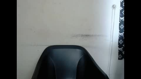 Snapshot of urflirtydoll chatting on February 22, 9:48 pm urflirtydoll online show from February 22, 9:48 pm