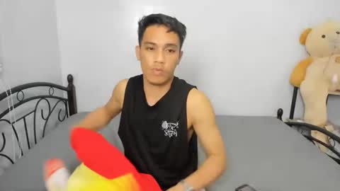 urfucker_vinz online show from February 14, 11:56 pm