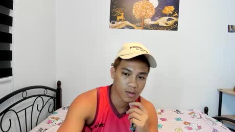 Snapshot of urfucker_vinz chatting on May 24, 1:16 pm urfucker_vinz online show from May 24, 1:16 pm