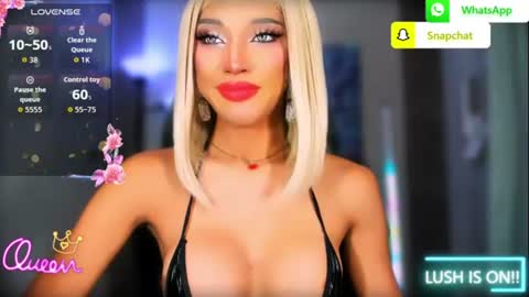 Snapshot of urgoddess_bella chatting on June 23, 1:47 am My bella 3 online show from June 23, 1:47 am