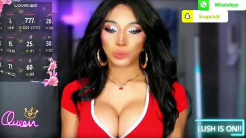 Snapshot of urgoddess_bella chatting on June 25, 5:12 am My bella 3 online show from June 25, 5:12 am