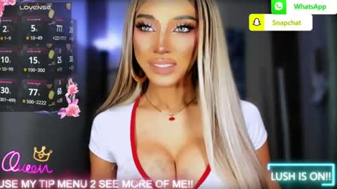 Snapshot of urgoddess_bella chatting on June 26, 1:43 am My bella 3 online show from June 26, 1:43 am