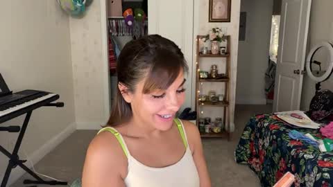 Snapshot of urgoddessmarla chatting on August 1, 2:11 am Goddess Marla online show from August 1, 2:11 am