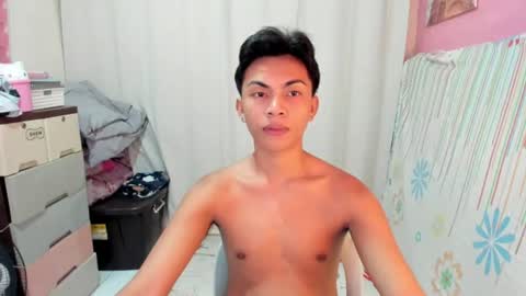 urguy_marco online show from July 18, 1:59 pm