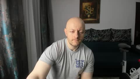 UrGymCrush online show from March 4, 11:00 pm