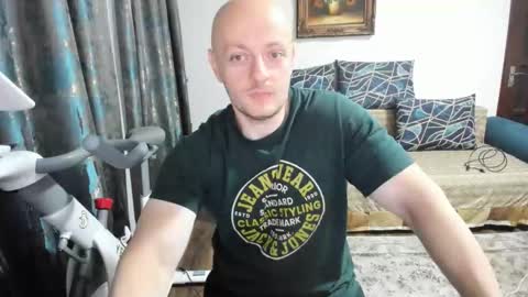 UrGymCrush online show from October 6, 10:29 pm