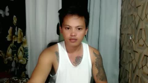 Snapshot of urhot_fucker13 chatting on May 15, 9:27 am JUST CALL MY NAME jayrus online show from May 15, 9:27 am