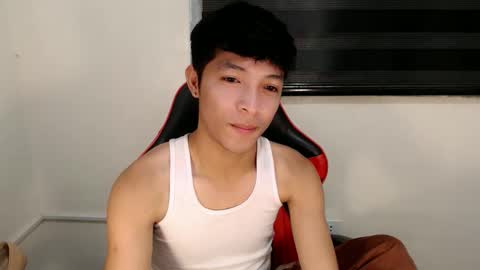 Snapshot of urhotethanxx chatting on June 1, 11:39 pm Ethan online show from June 1, 11:39 pm