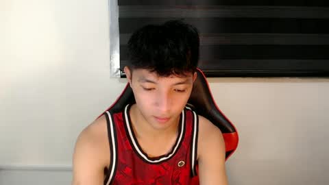 Snapshot of urhotethanxx chatting on June 25, 10:47 pm Ethan online show from June 25, 10:47 pm