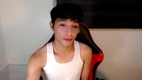Snapshot of urhotethanxx chatting on July 26, 4:58 pm Ethan online show from July 26, 4:58 pm