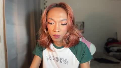 Snapshot of urhotfemboi_jayjay chatting on June 24, 3:11 pm itsjayjay online show from June 24, 3:11 pm