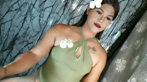 urhotfucker_eric online show from May 2, 10:42 am