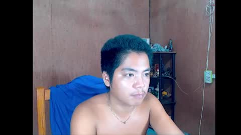 Snapshot of urhotgian chatting on June 17, 7:37 pm urhotgian online show from June 17, 7:37 pm