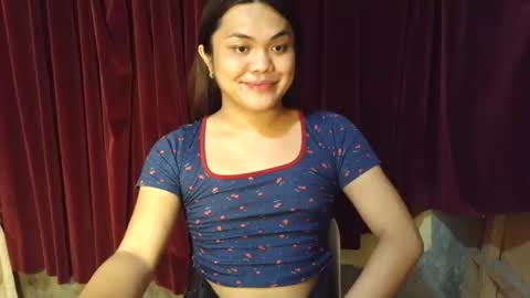 urhottie_bella online show from January 12, 4:39 am