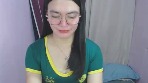 Katey online show from May 18, 3:24 am