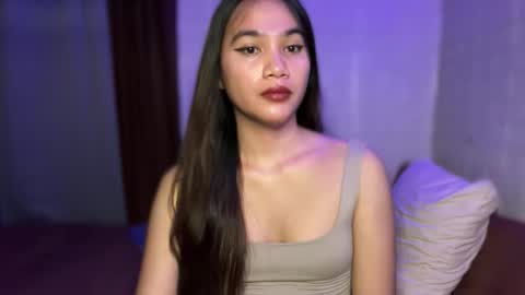 urhottylicious_cum online show from May 6, 12:10 pm