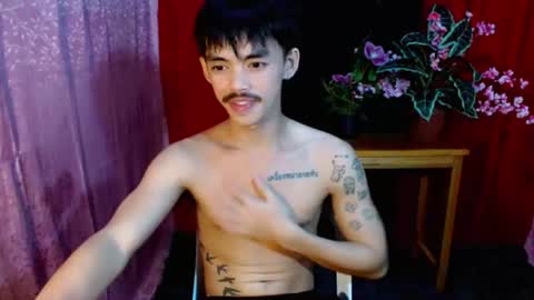 Snapshot of urhunky_boy chatting on July 10, 8:50 am urhunky_boy online show from July 10, 8:50 am