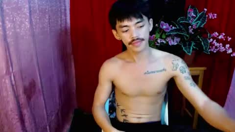 Snapshot of urhunky_boy chatting on July 12, 12:23 am urhunky_boy online show from July 12, 12:23 am