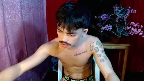 Snapshot of urhunky_boy chatting on July 24, 9:51 am urhunky_boy online show from July 24, 9:51 am