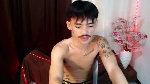 Snapshot of urhunky_boy chatting on July 30, 1:10 pm urhunky_boy online show from July 30, 1:10 pm