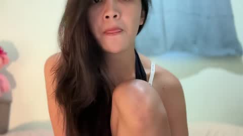 Amira online show from June 5, 3:02 am