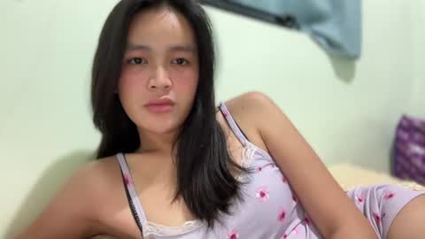 Snapshot of urkatiecookie chatting on July 1, 2:02 am Amira online show from July 1, 2:02 am