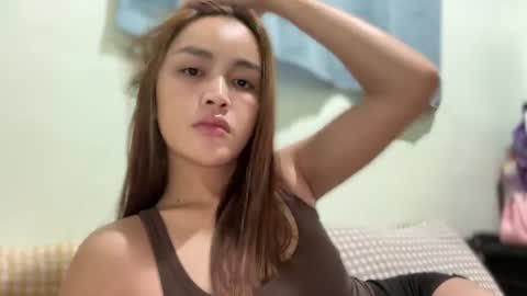 Snapshot of urkatiecookie chatting on July 27, 2:29 am Amira online show from July 27, 2:29 am