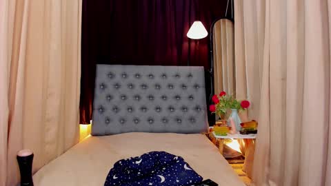 Snapshot of urladyprincessmassivecock chatting on December 23, 2:07 pm jhaii online show from December 23, 2:07 pm