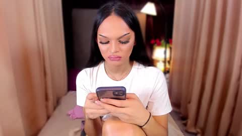 Snapshot of urladyprincessmassivecock chatting on February 19, 2:23 pm jhaii online show from February 19, 2:23 pm